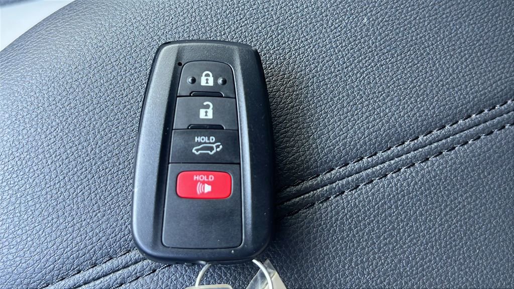 Certified 2025 Toyota RAV4 Limited w/ Advanced Technology Package AWD/4WD image 29