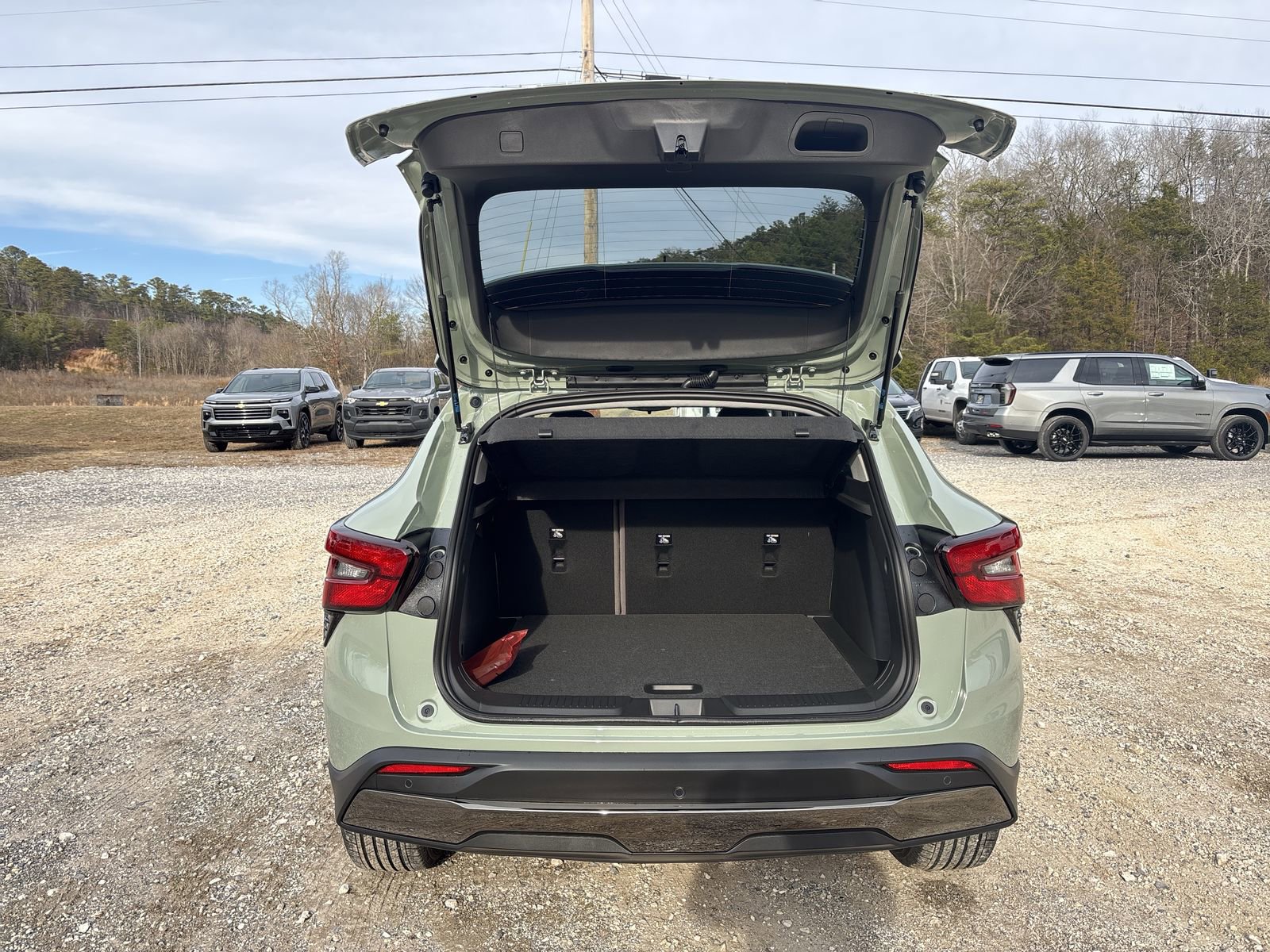 New 2026 Chevrolet Trax ACTIV FWD image 25