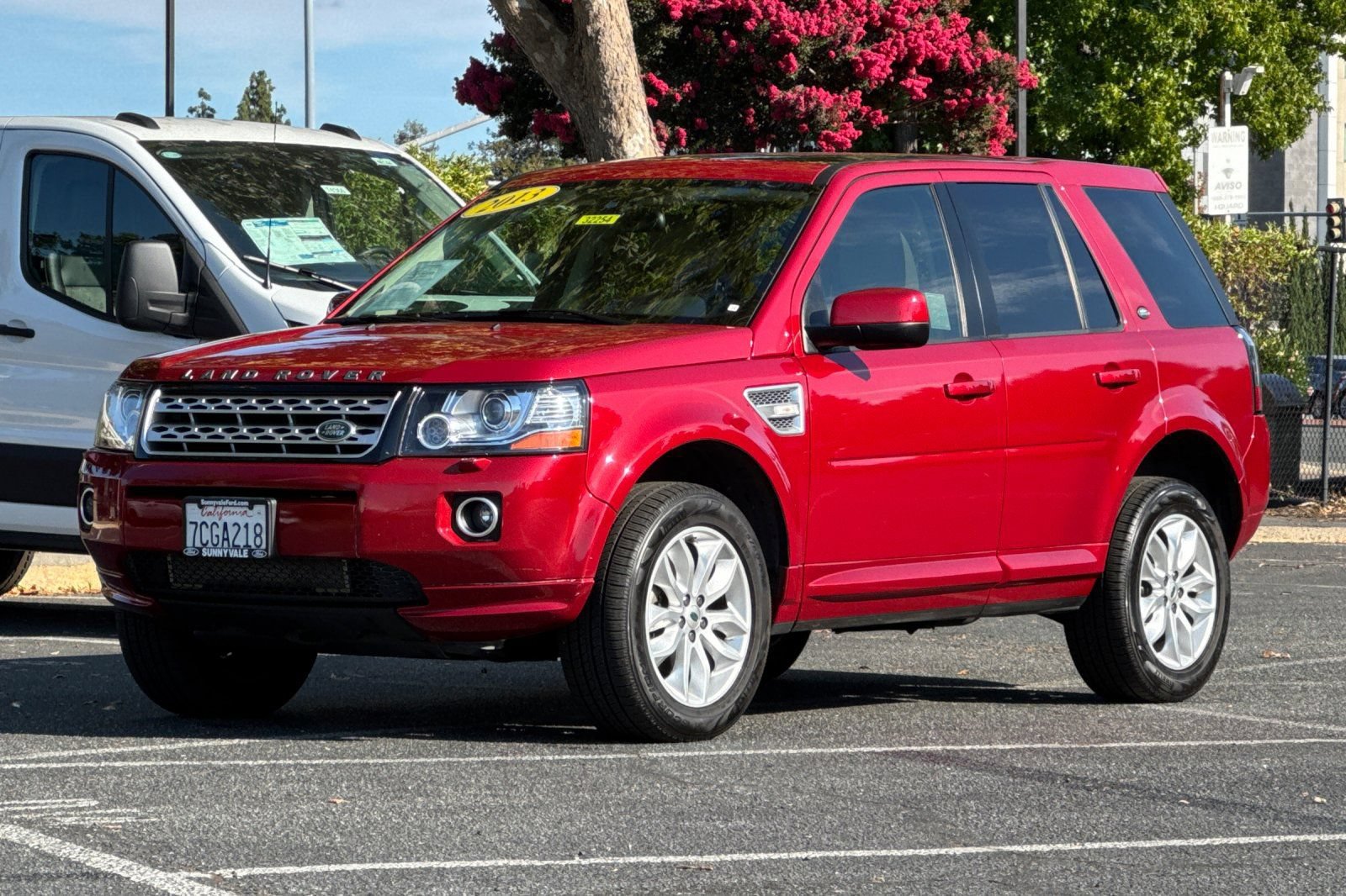 Used 2013 Land Rover LR2 AWD/4WD image 8