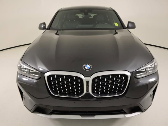 Used 2023 BMW X4 xDrive30i image 8