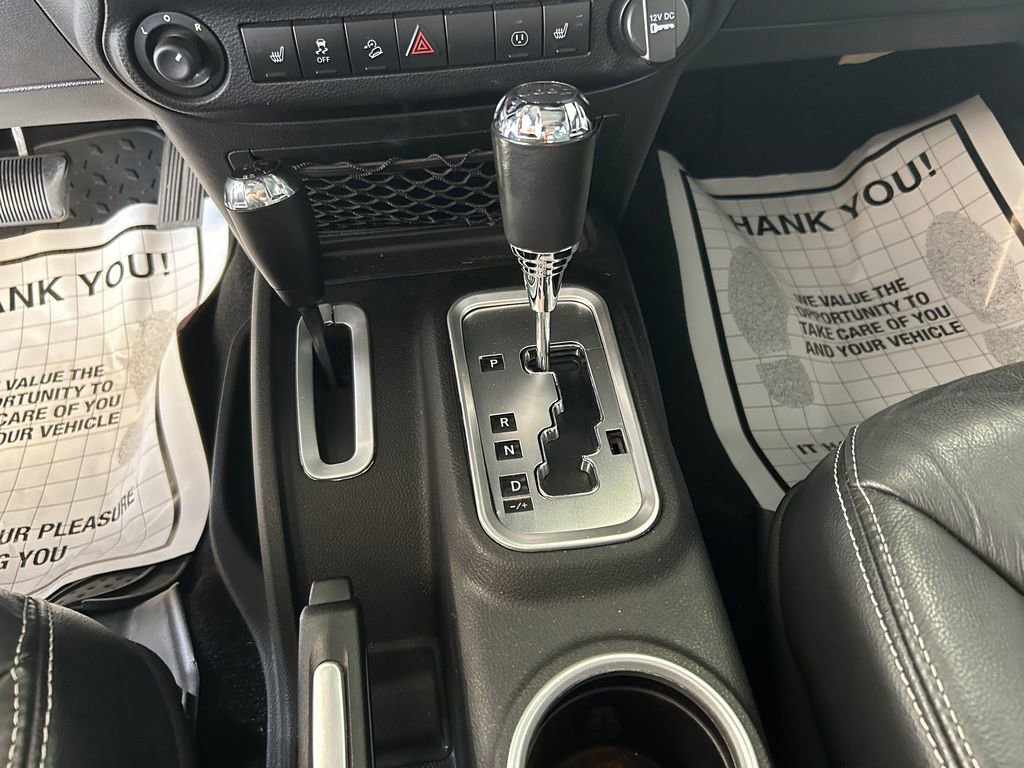 Used 2013 Jeep Wrangler Unlimited Sport image 27