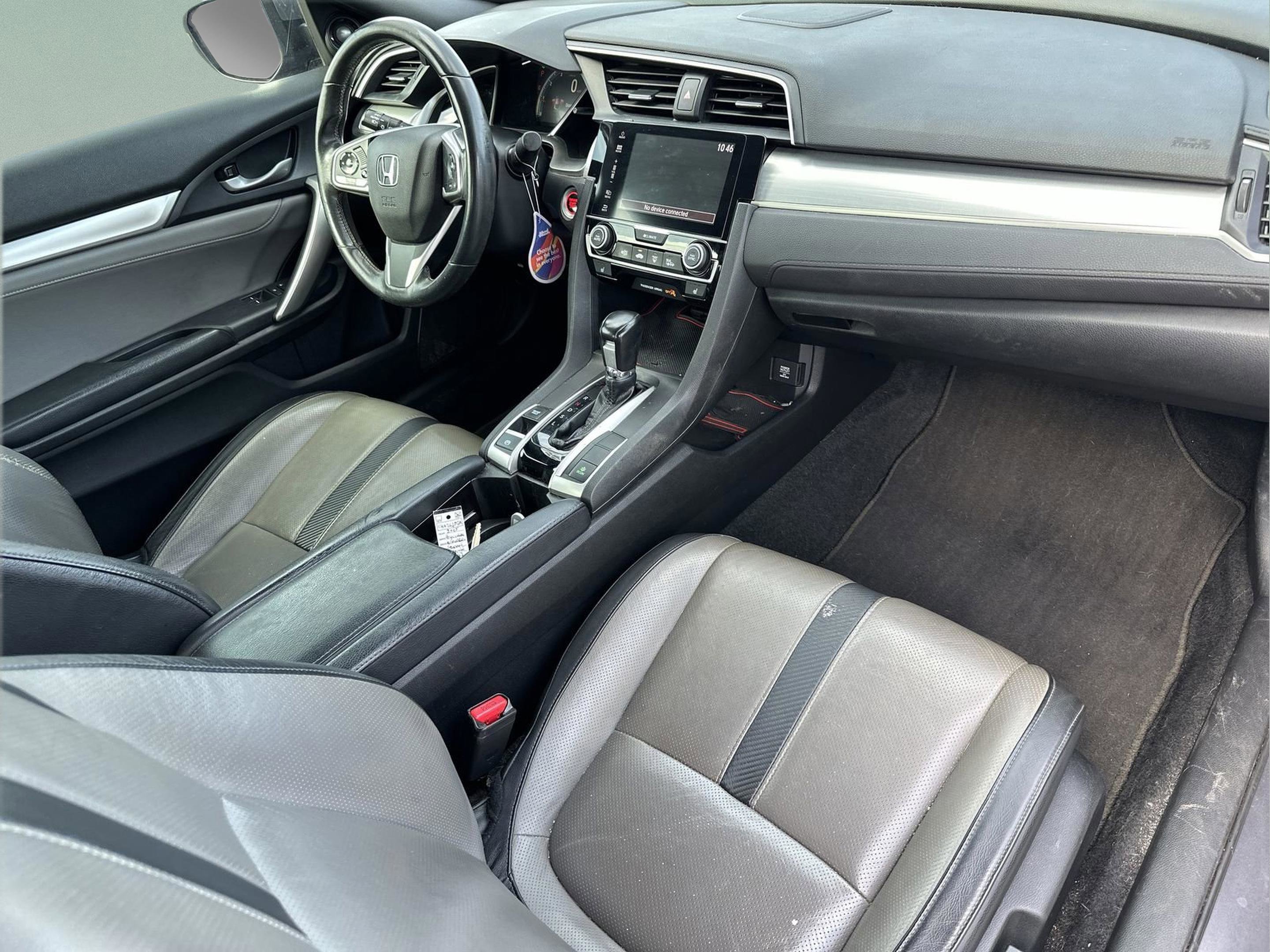 Used 2018 Honda Civic Touring image 18