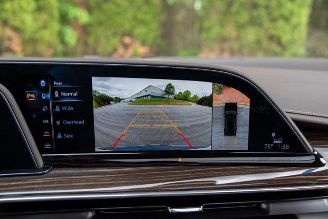 Used 2022 Cadillac Escalade ESV Sport w/ Touring Package image 30