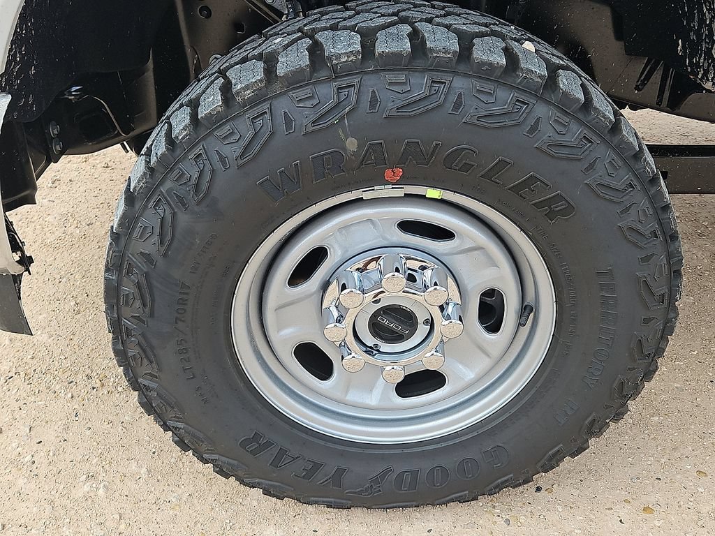 New 2026 Ford F250 XL w/ XL Off-Road Package AWD/4WD image 14