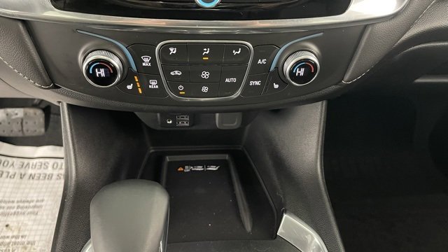 Used 2024 Chevrolet Traverse Premier image 41