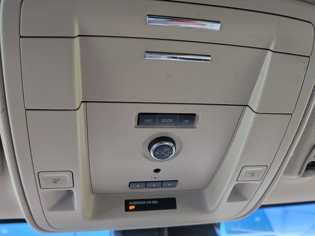 Used 2019 Chevrolet Tahoe LT RWD image 13