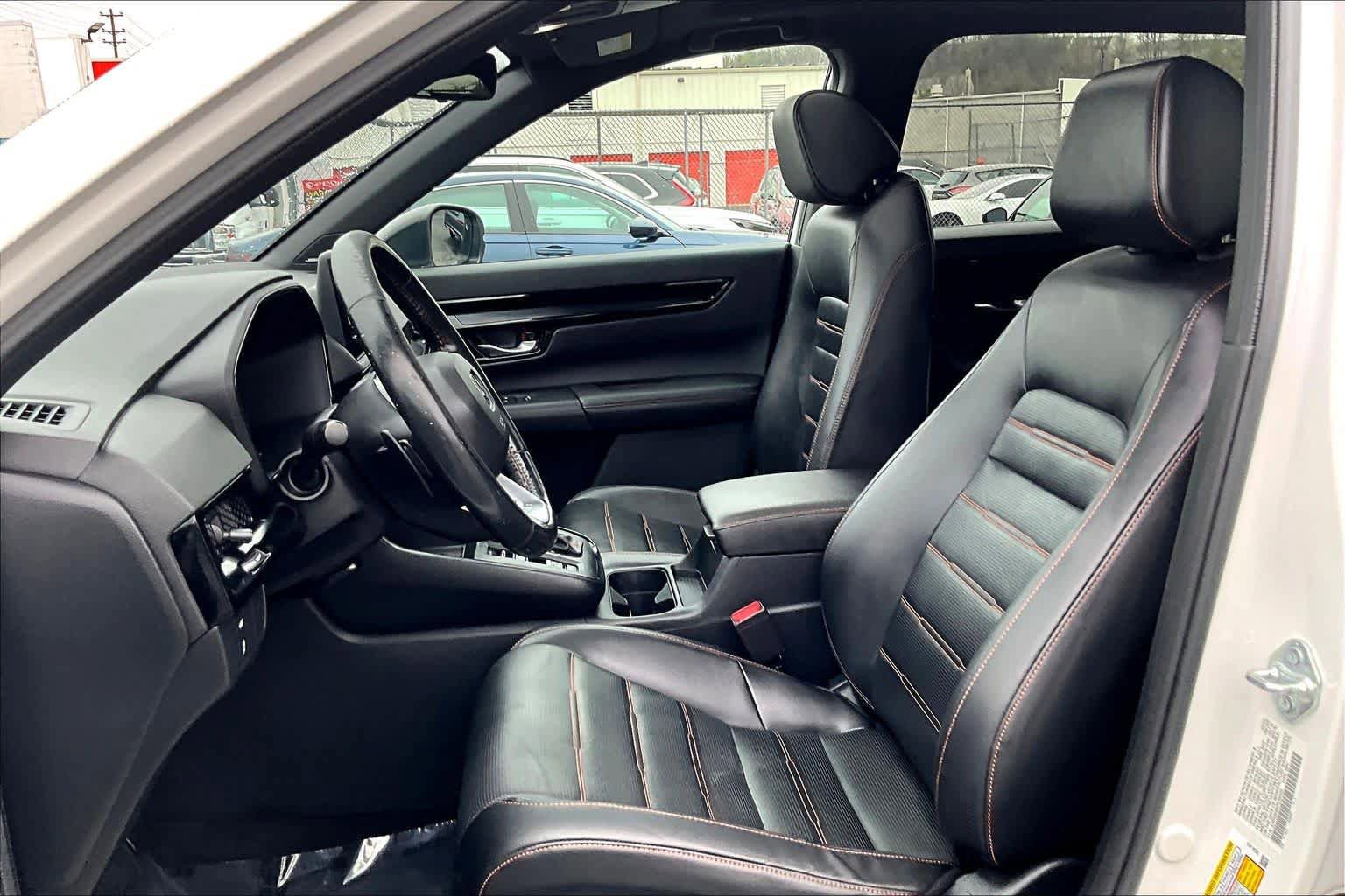 Used 2023 Honda CR-V Sport Touring image 9