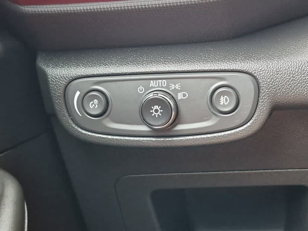 Used 2023 Chevrolet TrailBlazer RS AWD/4WD image 18