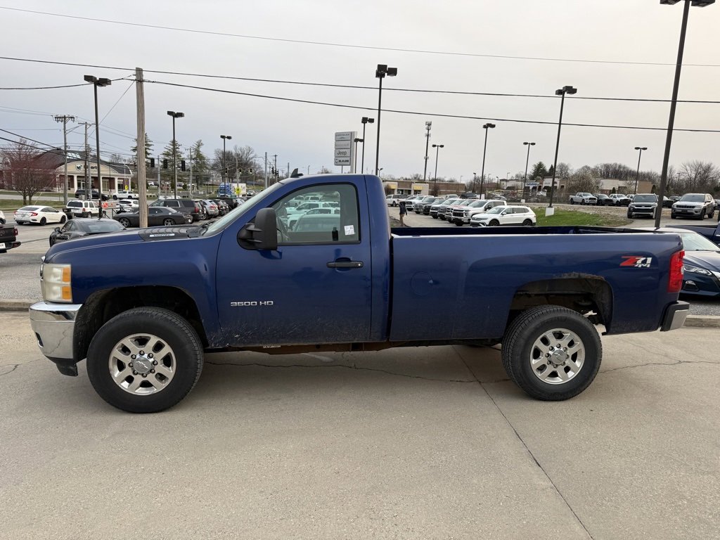 Used 2013 Chevrolet Silverado 3500 LT w/ Interior Plus Package image 10