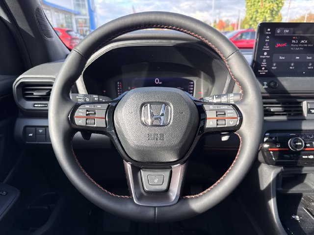 Certified 2026 Honda Pilot TrailSport image 18