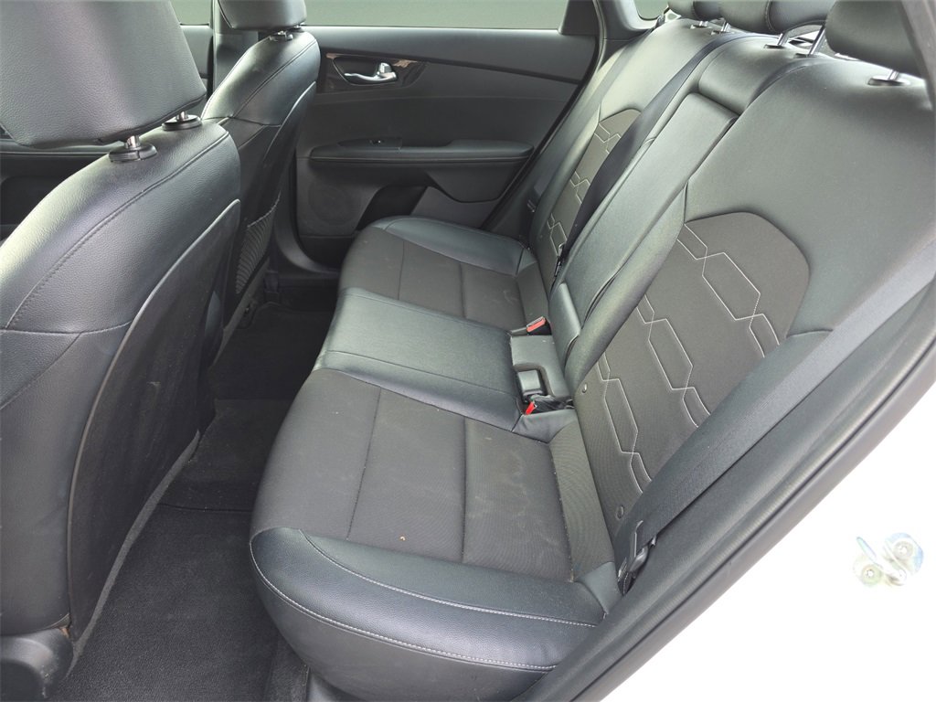 Used 2021 Kia Forte GT-Line image 15