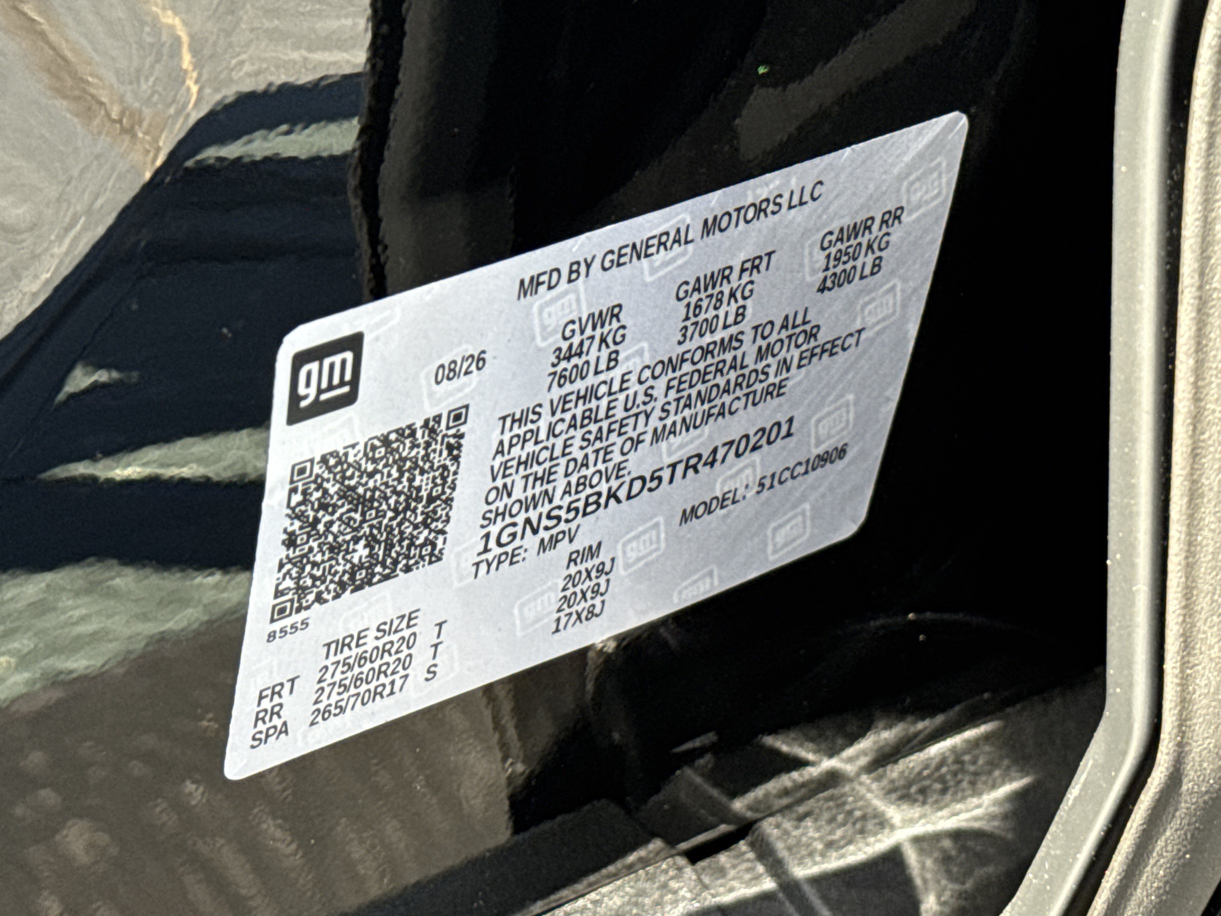 New 2026 Chevrolet Suburban LS RWD image 31
