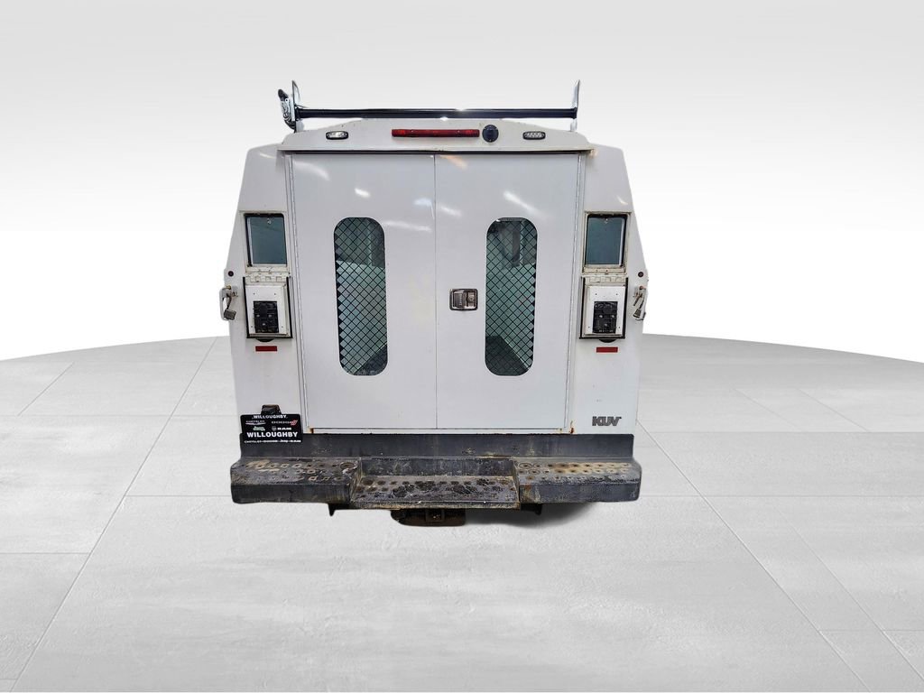 Used 2011 Ford E-350 and Econoline 350 Super Duty w/ Class I Trailer Tow Pkg RWD image 21