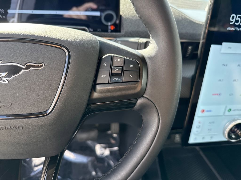 Used 2025 Ford Mustang Mach-E Premium image 16