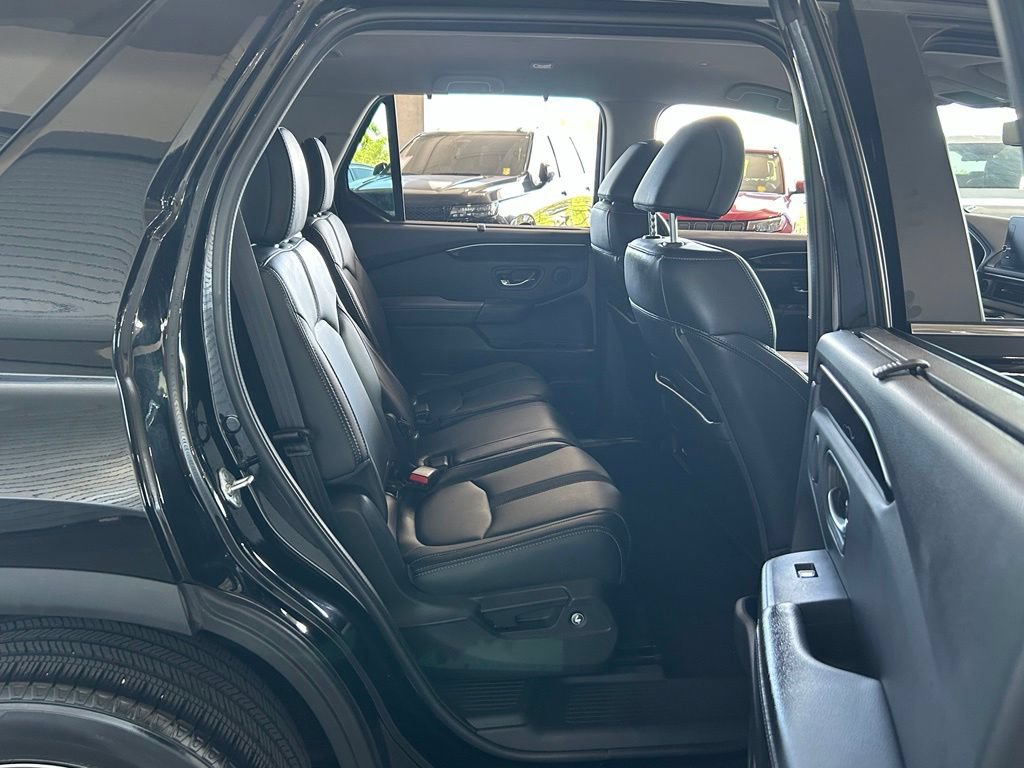 Used 2023 Honda Pilot EX-L image 41