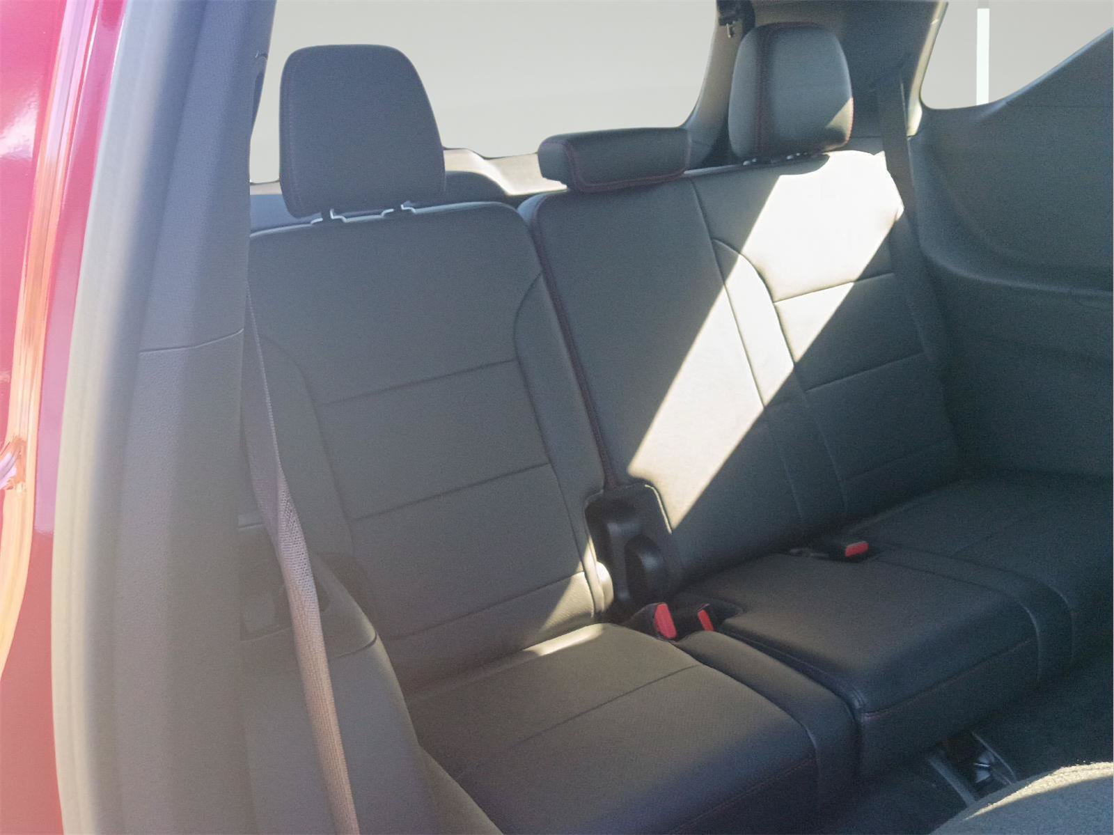 Used 2026 Chevrolet Traverse RS FWD image 42