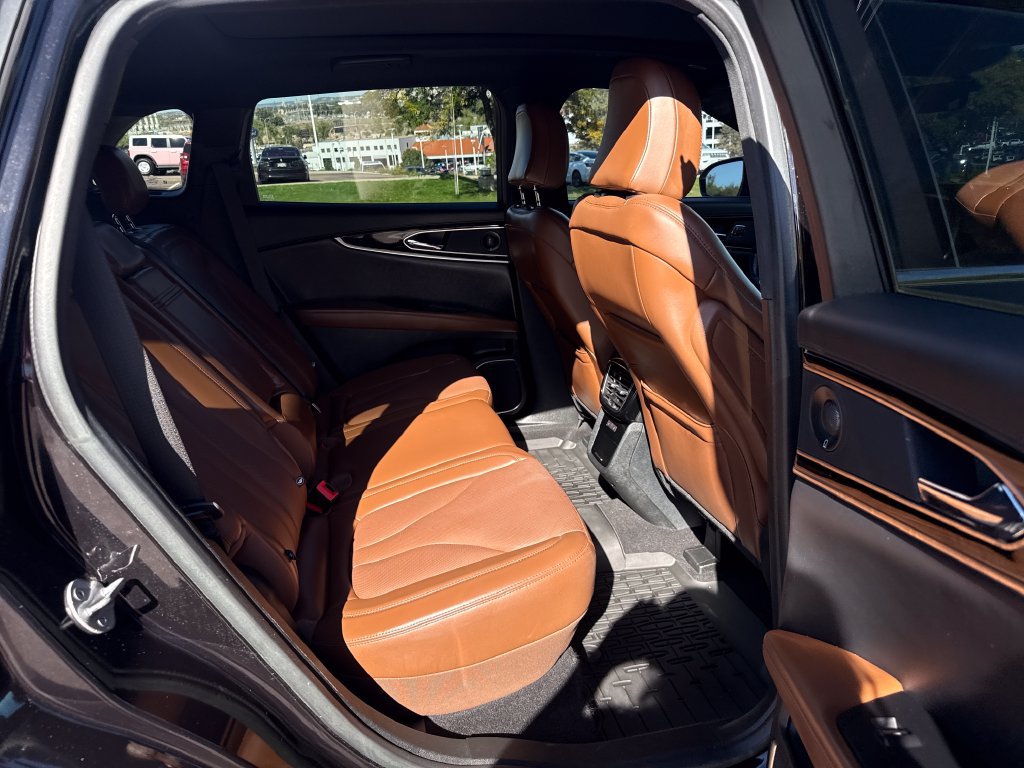 Certified 2022 Lincoln Nautilus Reserve w/ Luxury Package AWD/4WD image 26