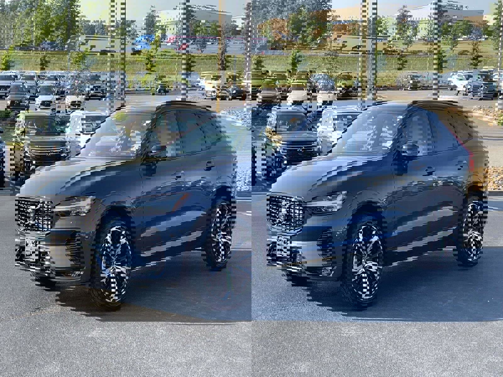 Used 2023 Volvo XC60 B5 Ultimate w/ Climate Package AWD/4WD image 3