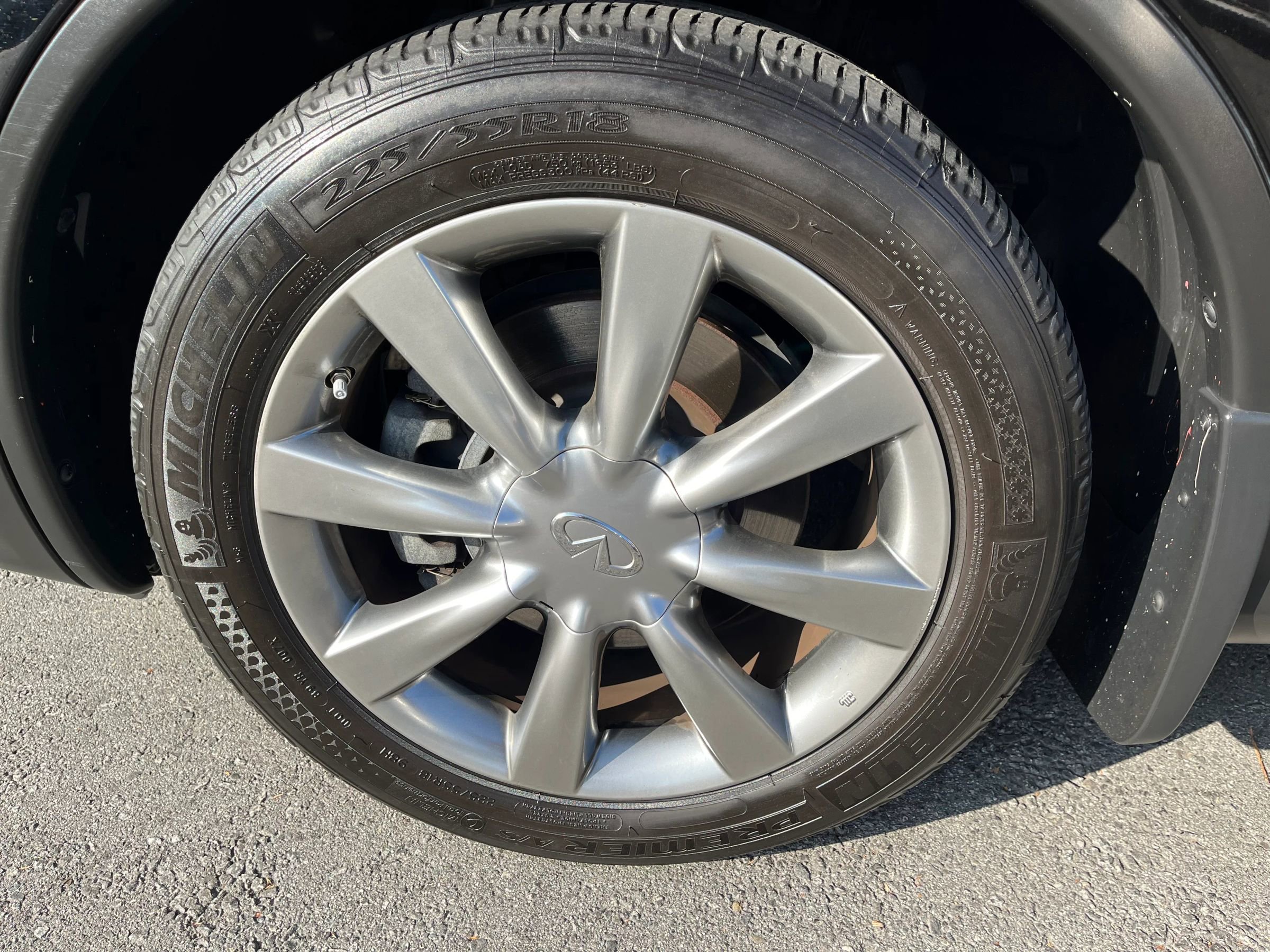 Used 2016 INFINITI QX50 Sport Utility 4D w/ Premium Plus Package image 27