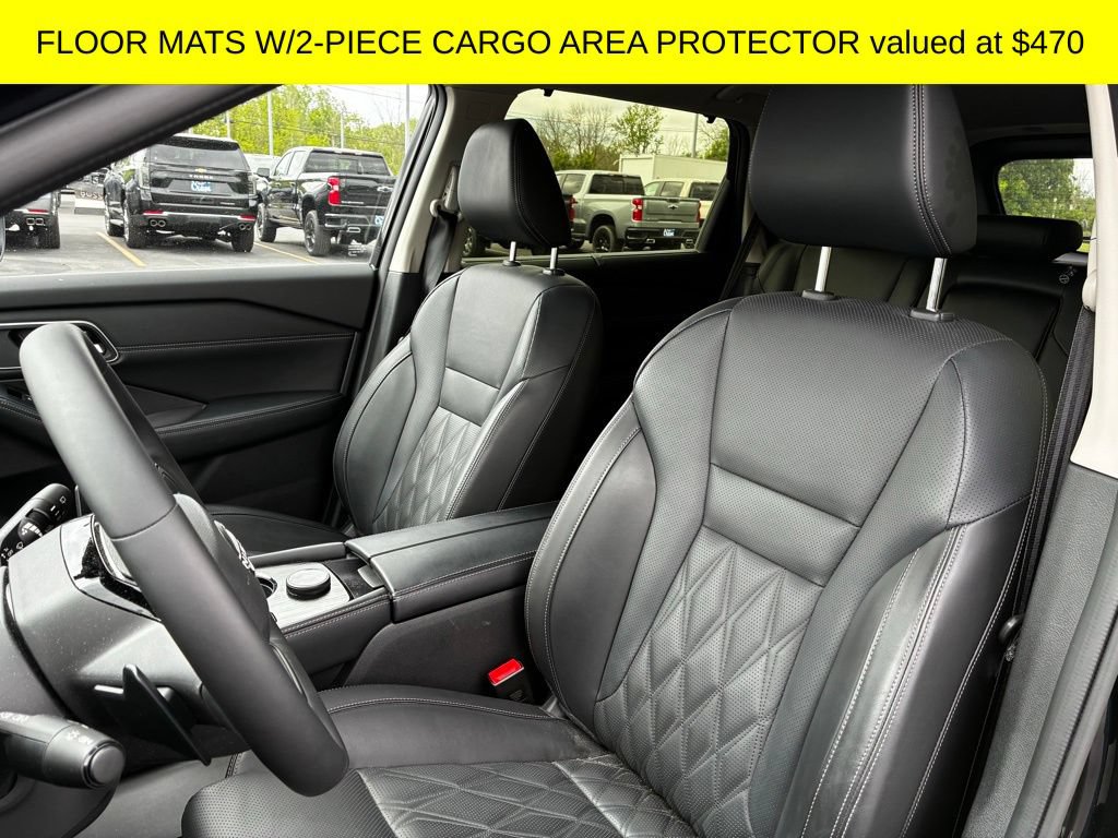 Used 2025 Nissan Rogue Platinum w/ Platinum Premium Package AWD/4WD image 4