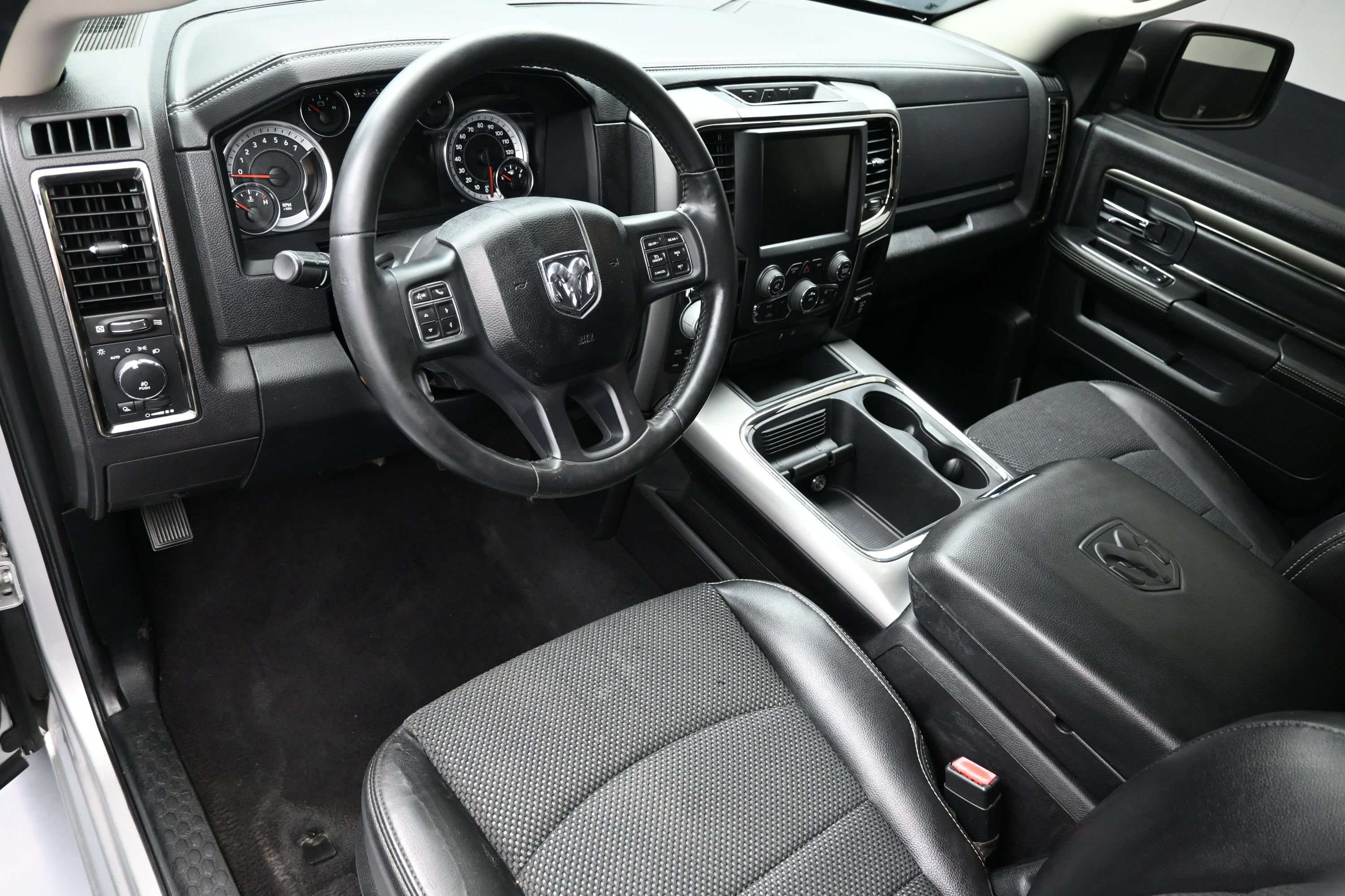 Used 2016 RAM 1500 Sport AWD/4WD image 22