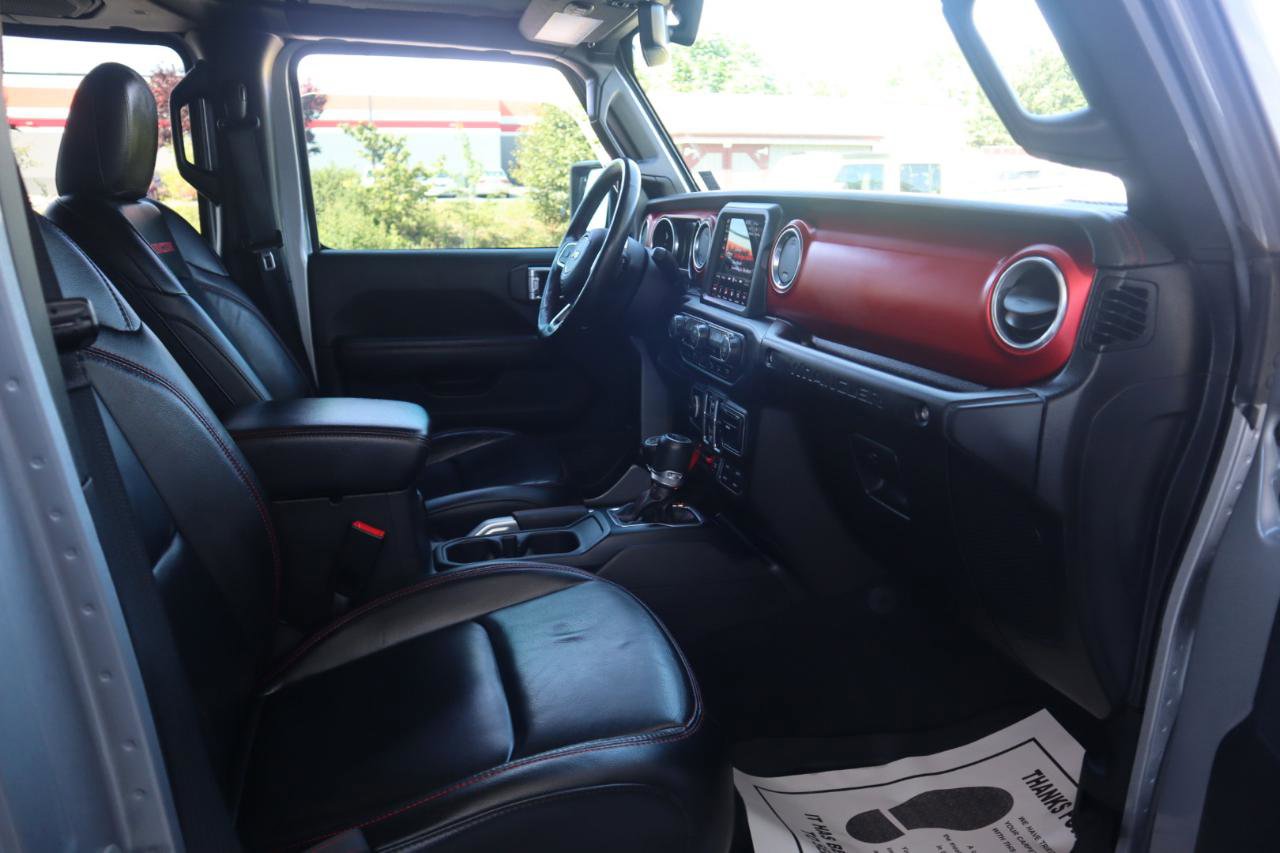 Used 2018 Jeep Wrangler Unlimited Rubicon AWD/4WD image 39