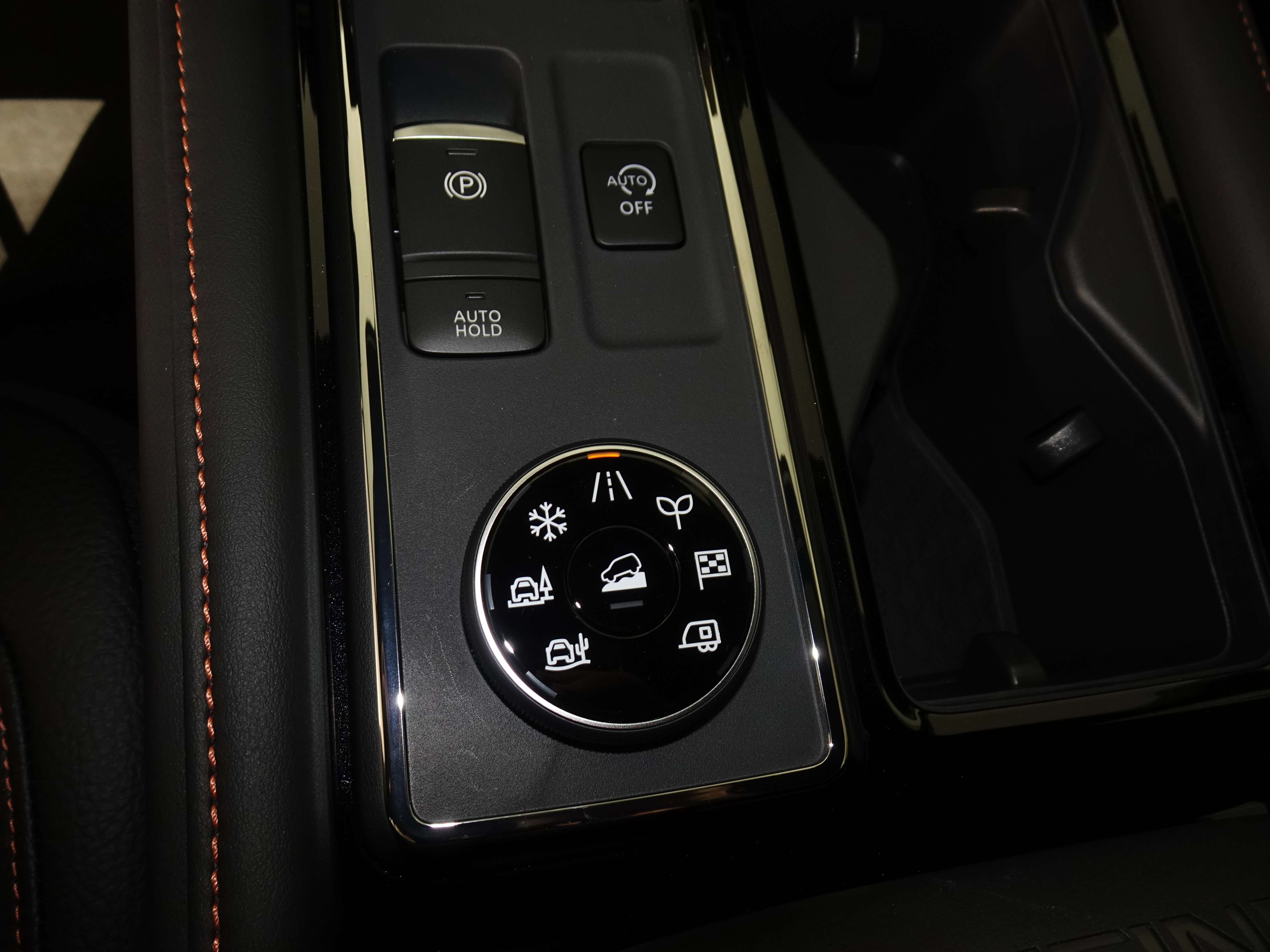 New 2025 Nissan Pathfinder Rock Creek image 31