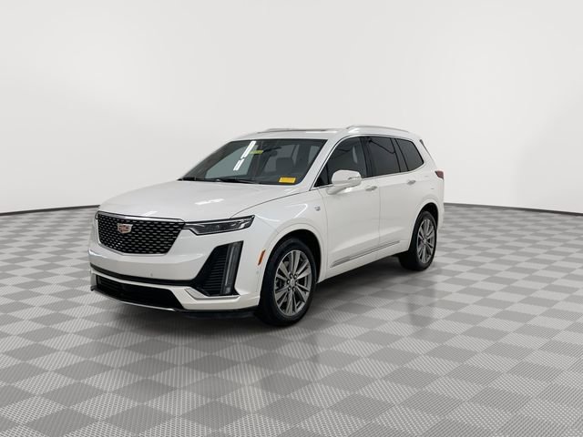 Certified 2025 Cadillac XT6 Premium Luxury w/ Platinum Package image 4