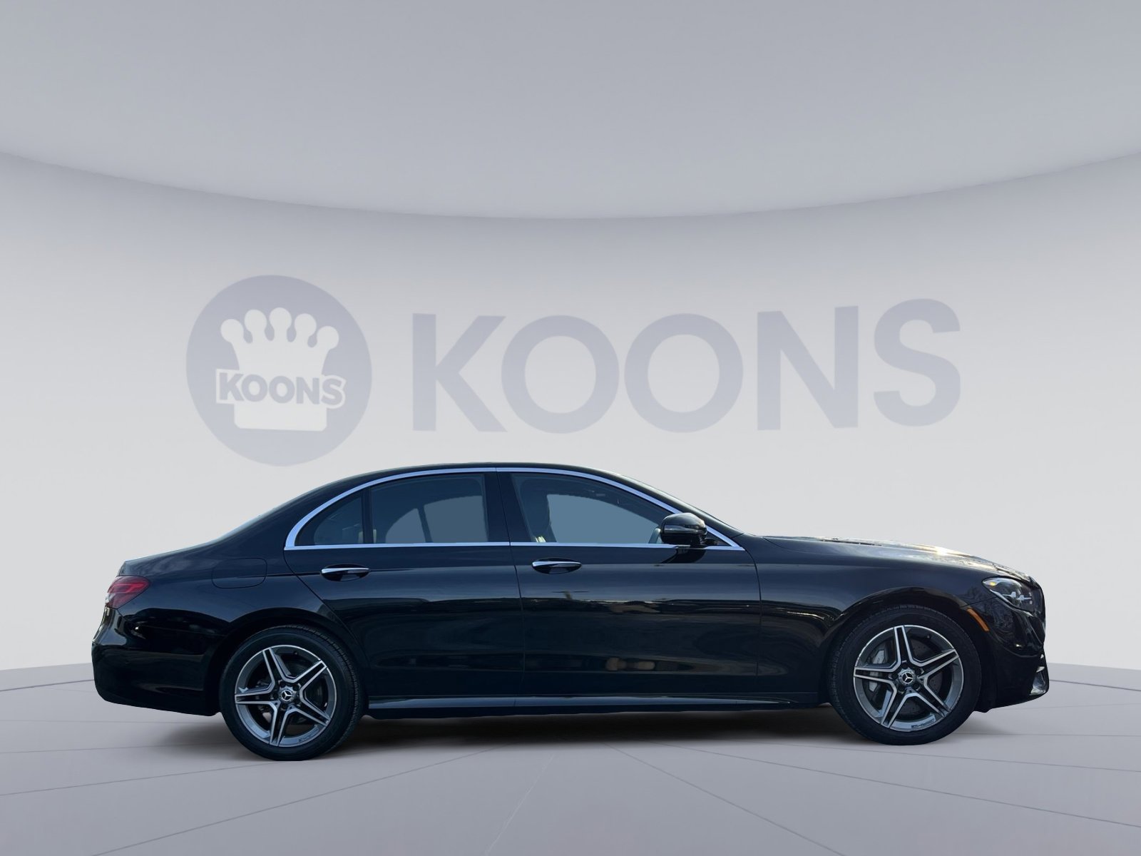 Certified 2021 Mercedes-Benz E 350 4MATIC Sedan w/ Premium Package image 7