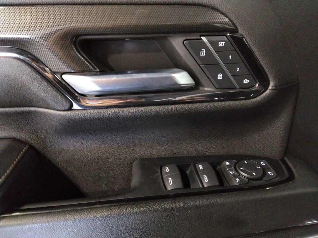 Used 2024 GMC Sierra 2500 AT4 w/ Technology Package image 29