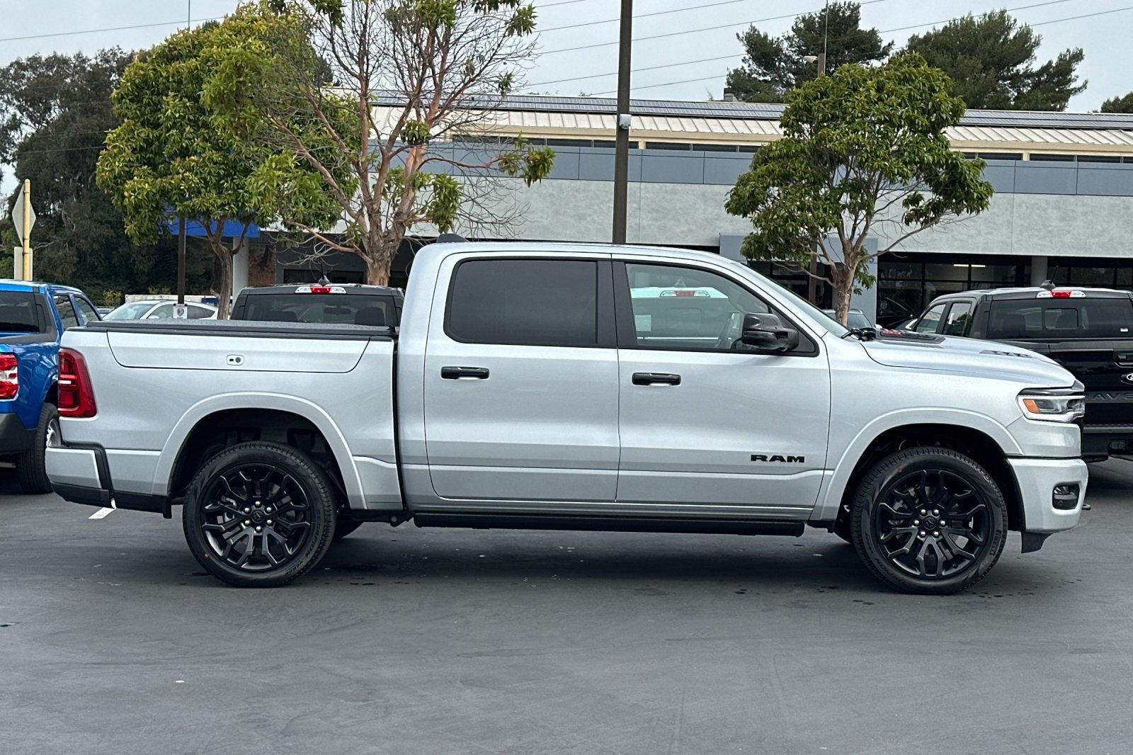 New 2026 RAM 1500 Limited AWD/4WD image 3
