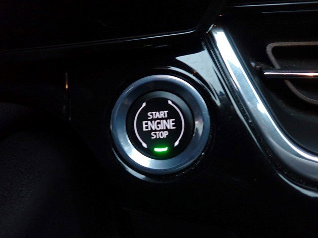 Certified 2024 Chevrolet Trax RS w/ Driver Confidence Package image 27