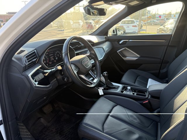 Used 2024 Audi Q3 2.0T Premium AWD/4WD image 5