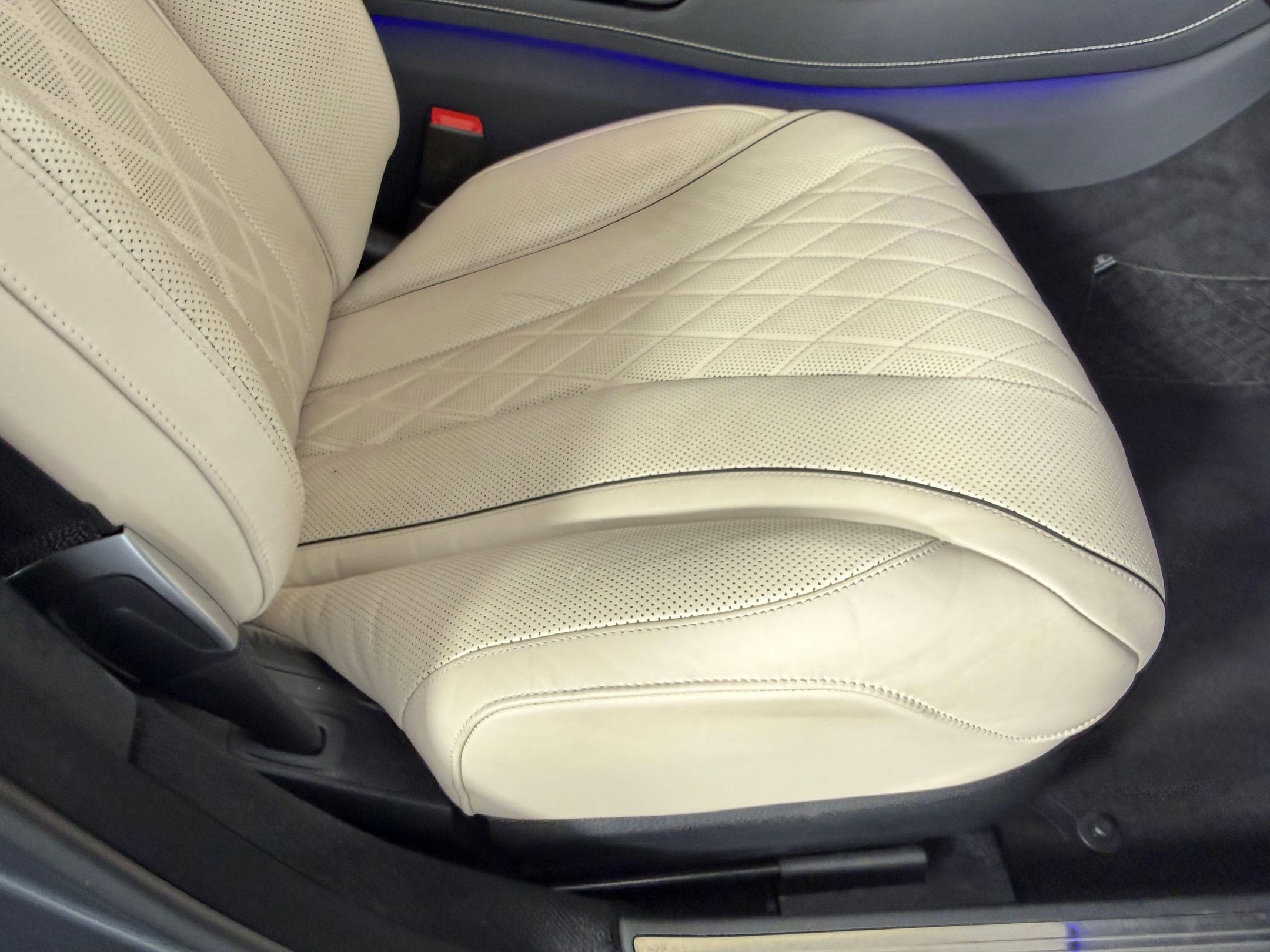 Used 2020 Mercedes-Benz S 560 Sedan image 34