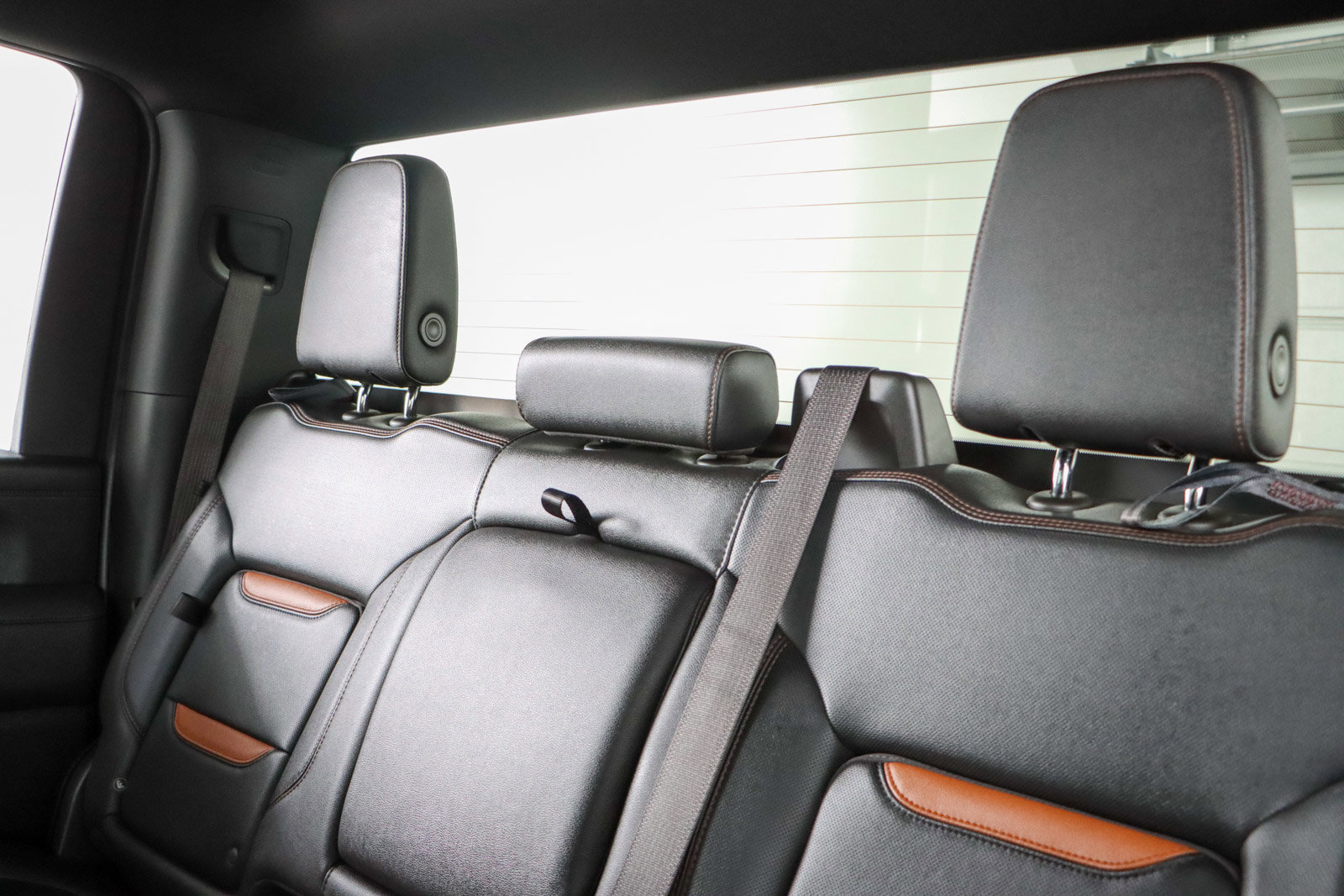 Used 2021 GMC Sierra 2500 AT4 image 26