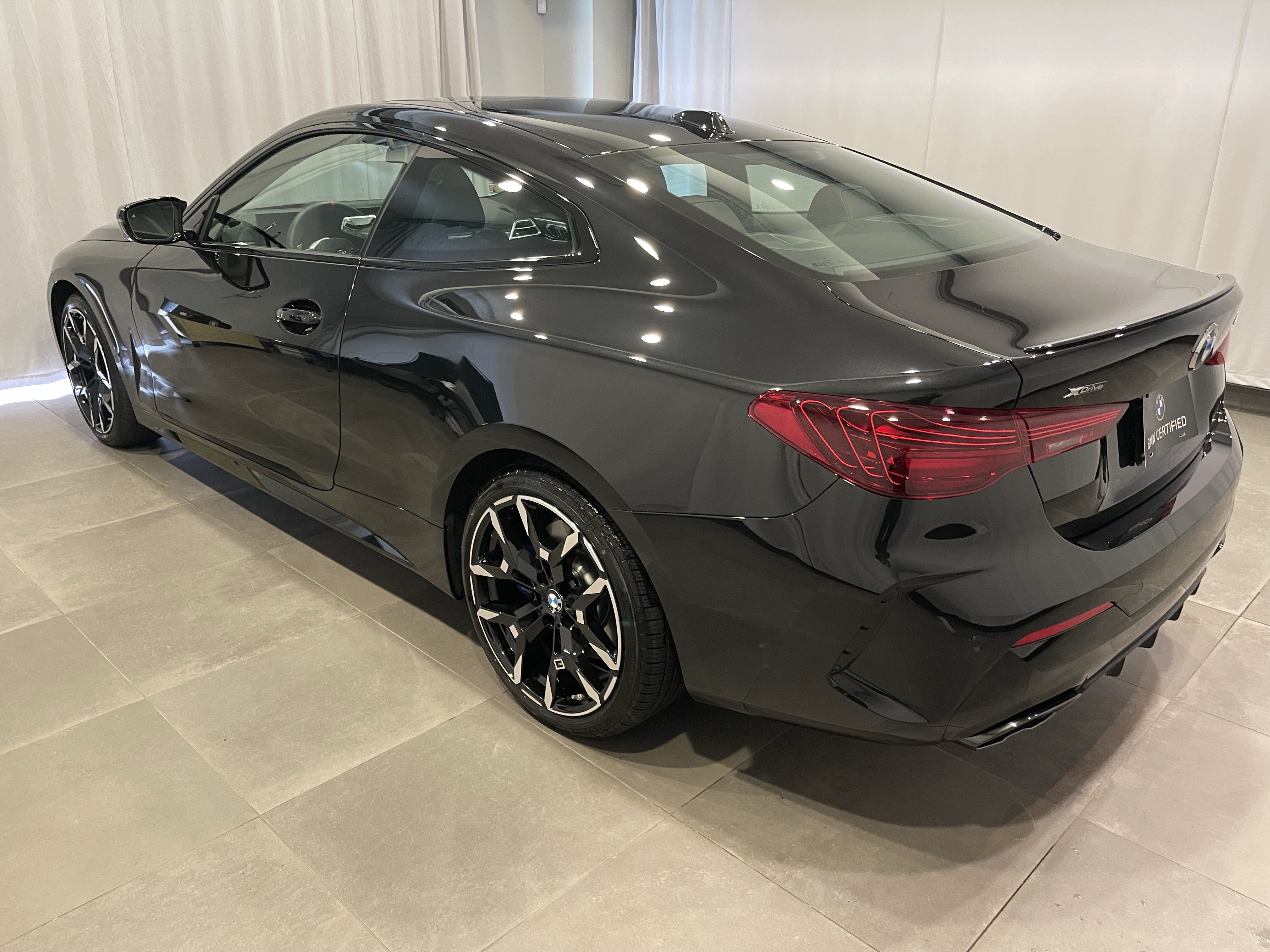 Used 2026 BMW 440i xDrive Coupe w/ Premium Package AWD/4WD image 4