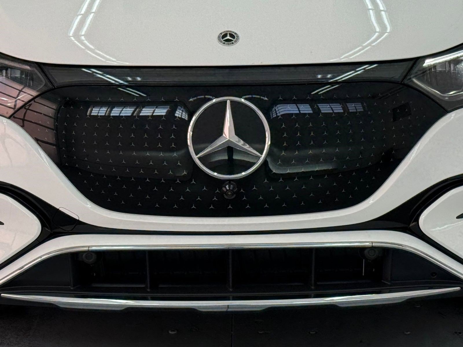 New 2026 Mercedes-Benz EQE 320 4MATIC SUV image 20