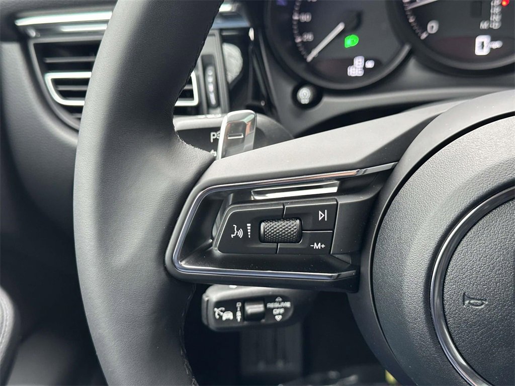 New 2026 Porsche Macan image 20