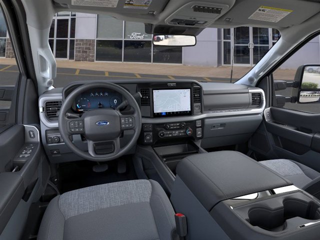 New 2026 Ford F350 4x4 Crew Cab Super Duty image 9