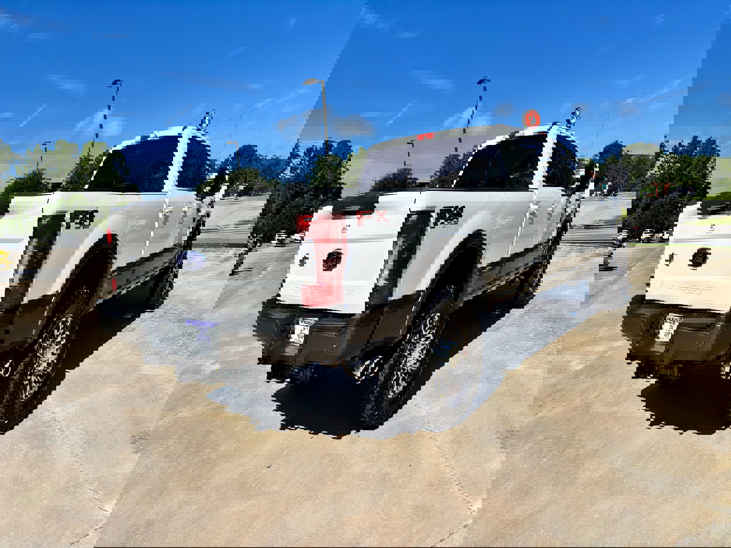 Used 2017 Ford F350 King Ranch w/ King Ranch Ultimate Package image 5