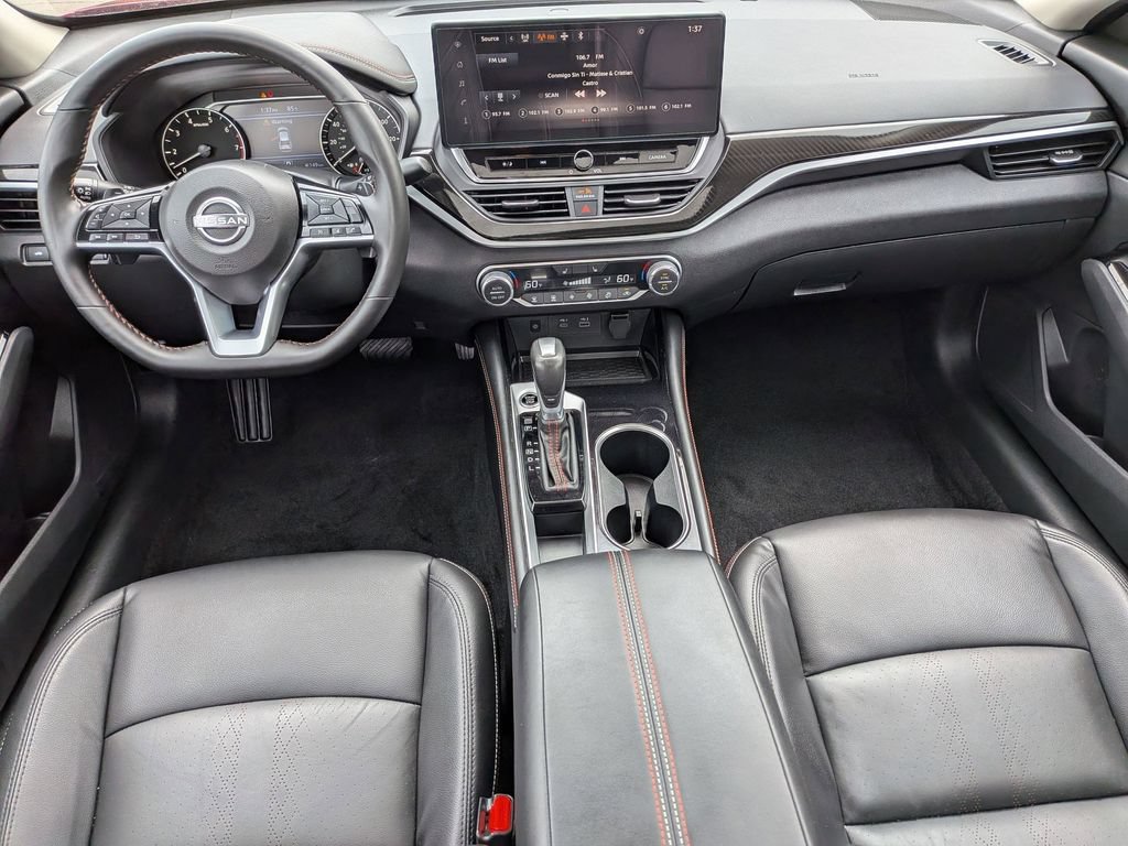 Used 2025 Nissan Altima 2.5 SR w/ SR Premium Package FWD image 21