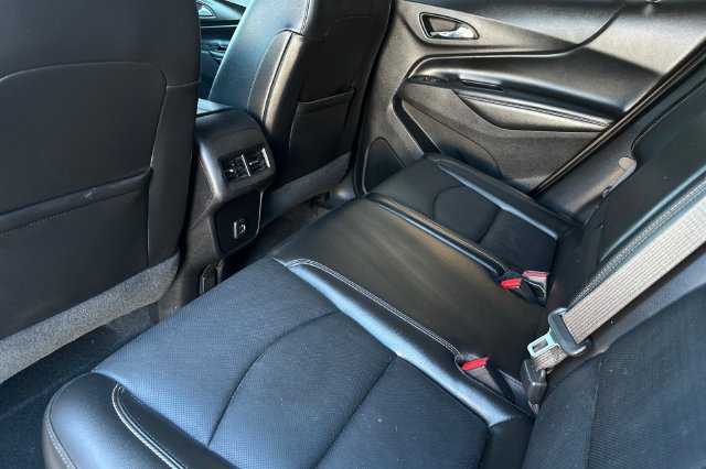 Used 2019 Chevrolet Equinox Premier AWD/4WD image 13