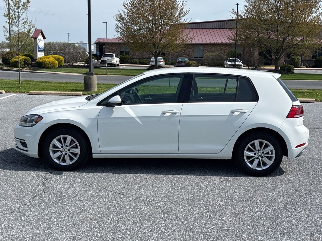 Used 2018 Volkswagen Golf S image 5