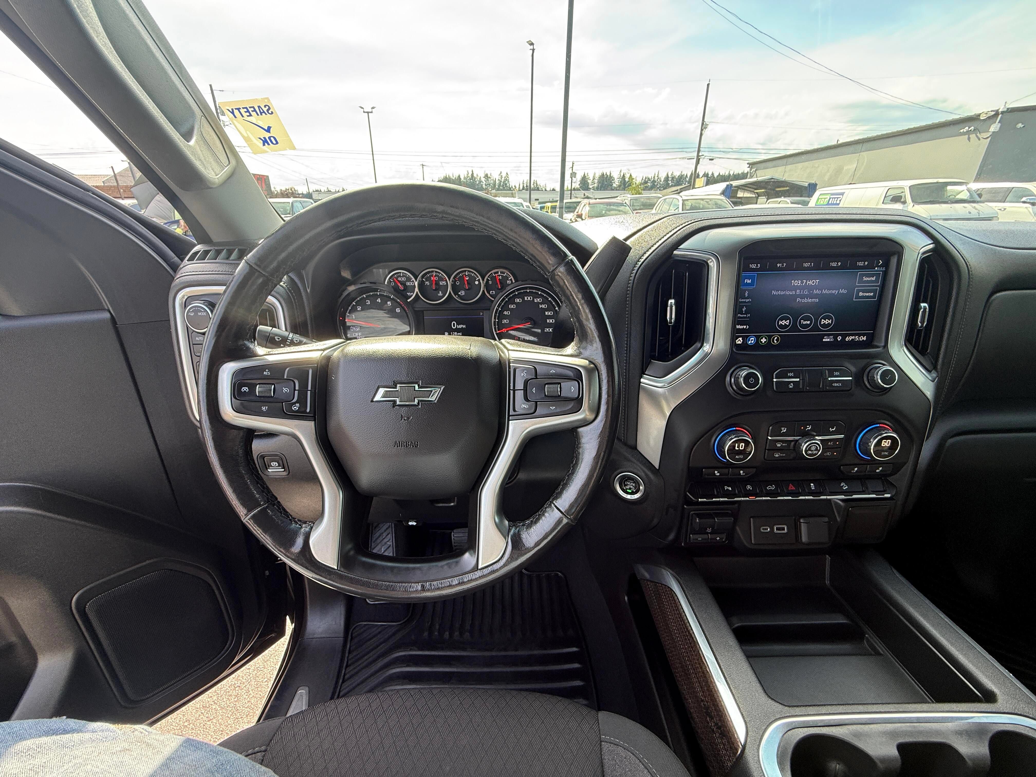 Used 2020 Chevrolet Silverado 1500 RST w/ True North Edition AWD/4WD image 12