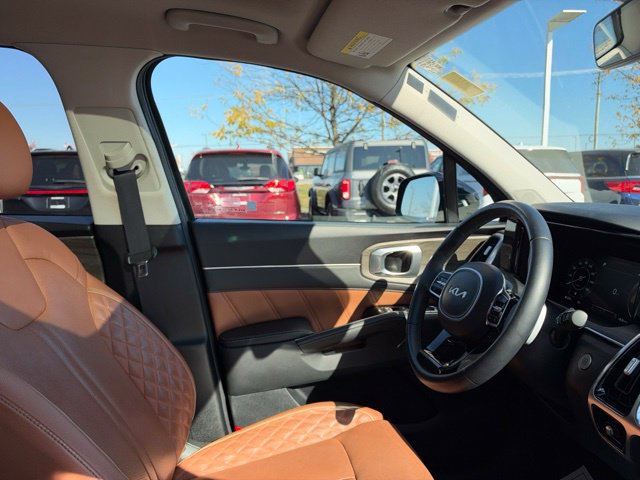Certified 2022 Kia Sorento SX Prestige w/ Rust Color Package AWD/4WD image 44