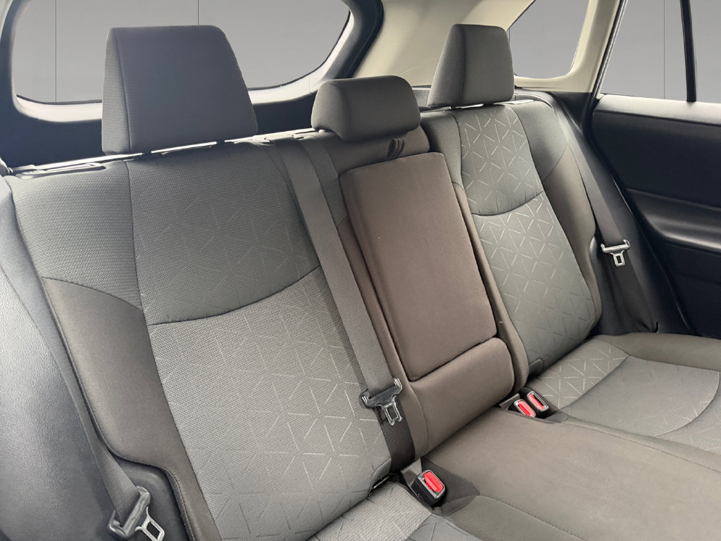 Used 2025 Toyota RAV4 XLE AWD/4WD image 19