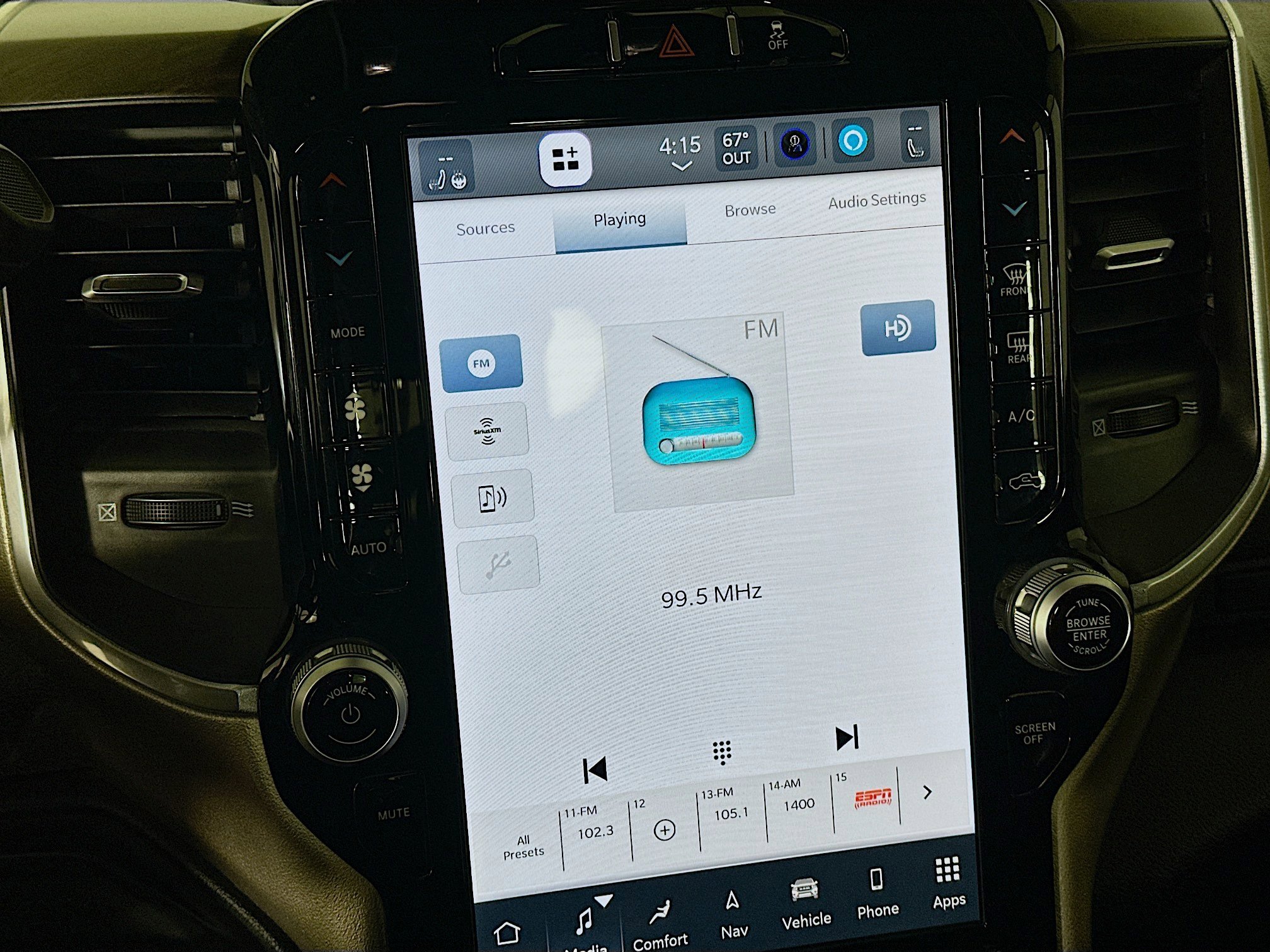 Used 2024 RAM 2500 Laramie image 21