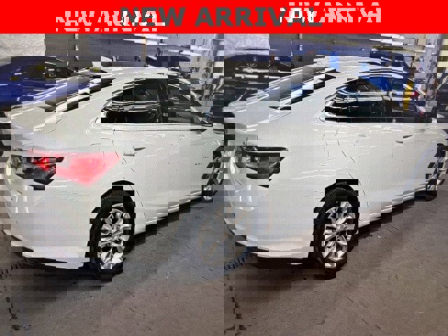 Used 2024 Chevrolet Malibu LT image 5