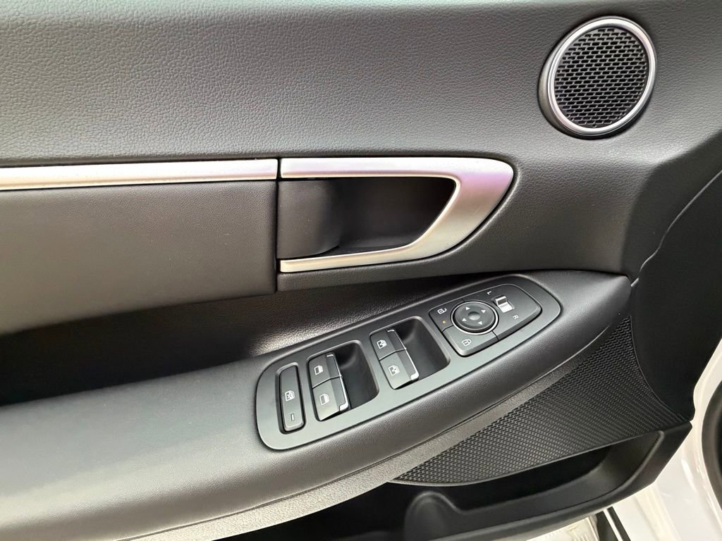 Certified 2025 Hyundai Sonata SEL image 23