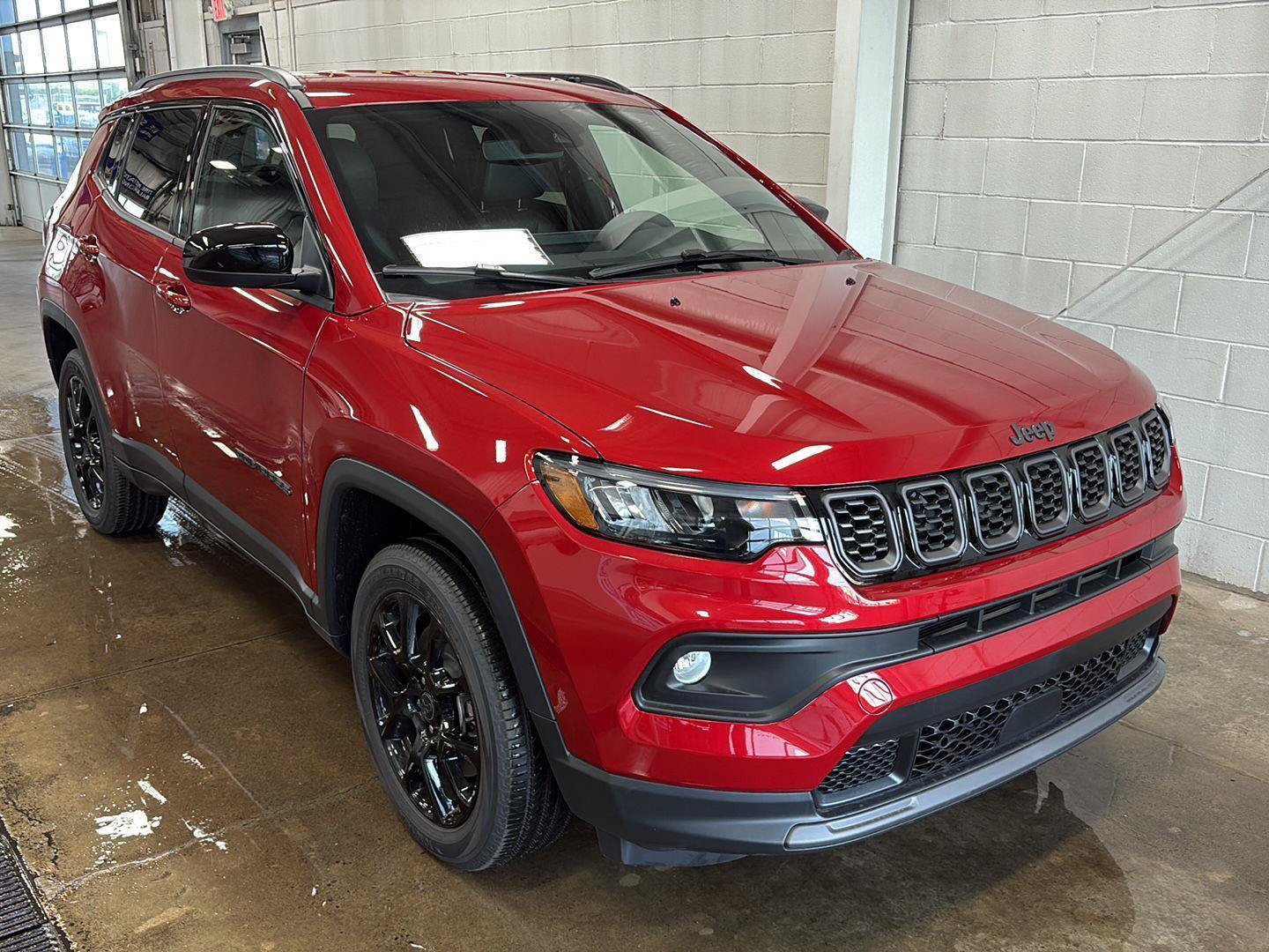 New 2026 Jeep Compass Latitude AWD/4WD image 2